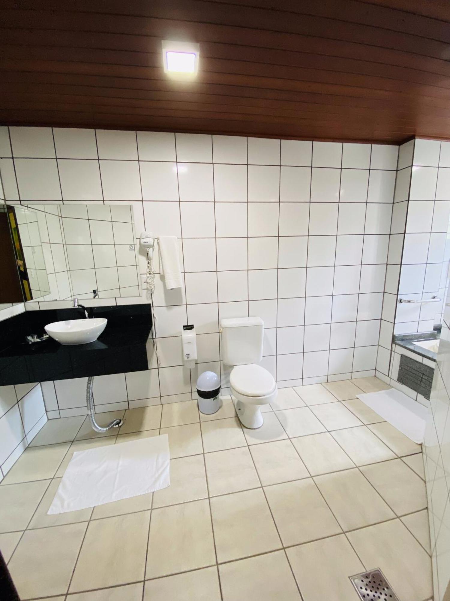 Real Nob Hotel Орлеанс Экстерьер фото