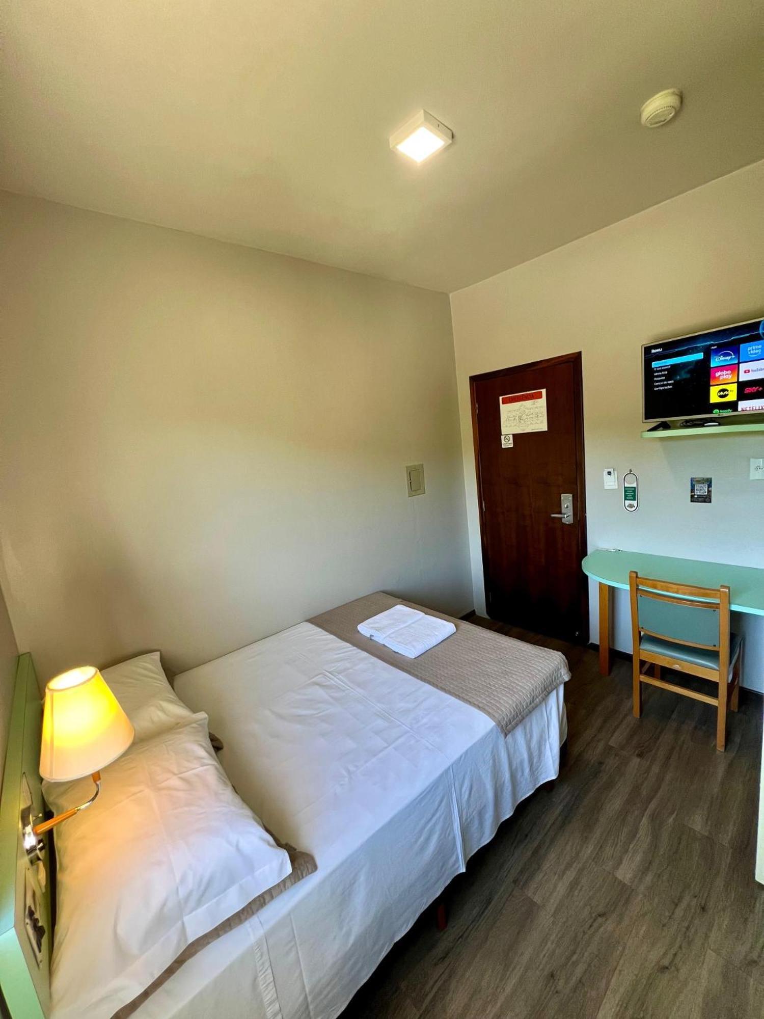Real Nob Hotel Орлеанс Экстерьер фото