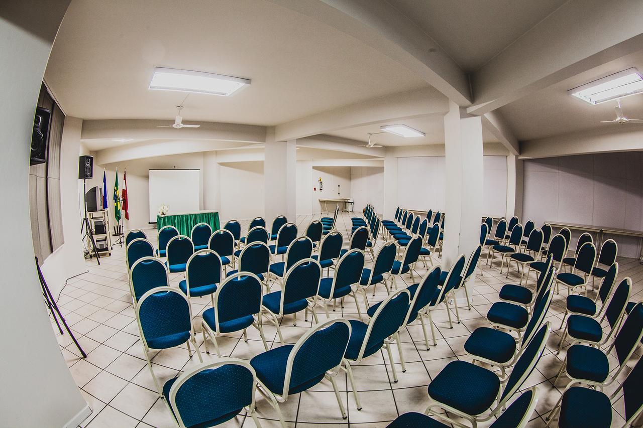 Real Nob Hotel Орлеанс Экстерьер фото